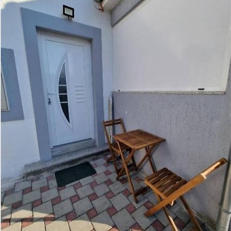 White Pearl Apartment Sukosan Ngoại thất bức ảnh